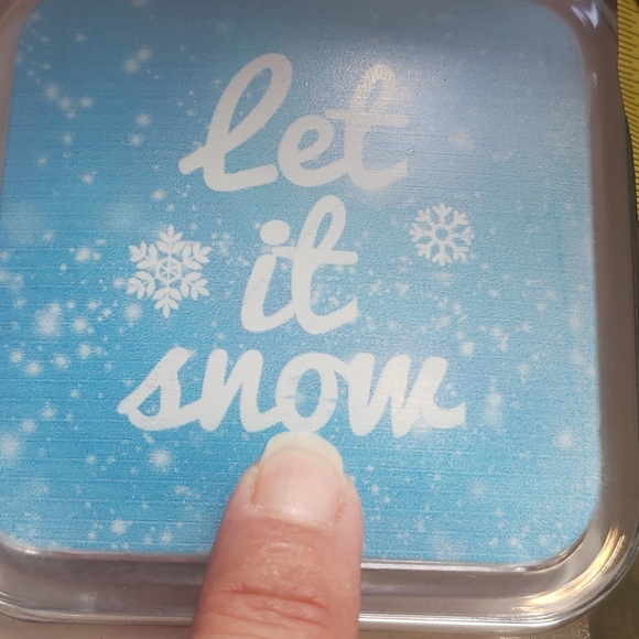 Holiday Let It Snow Compact - Picture 5 of 5